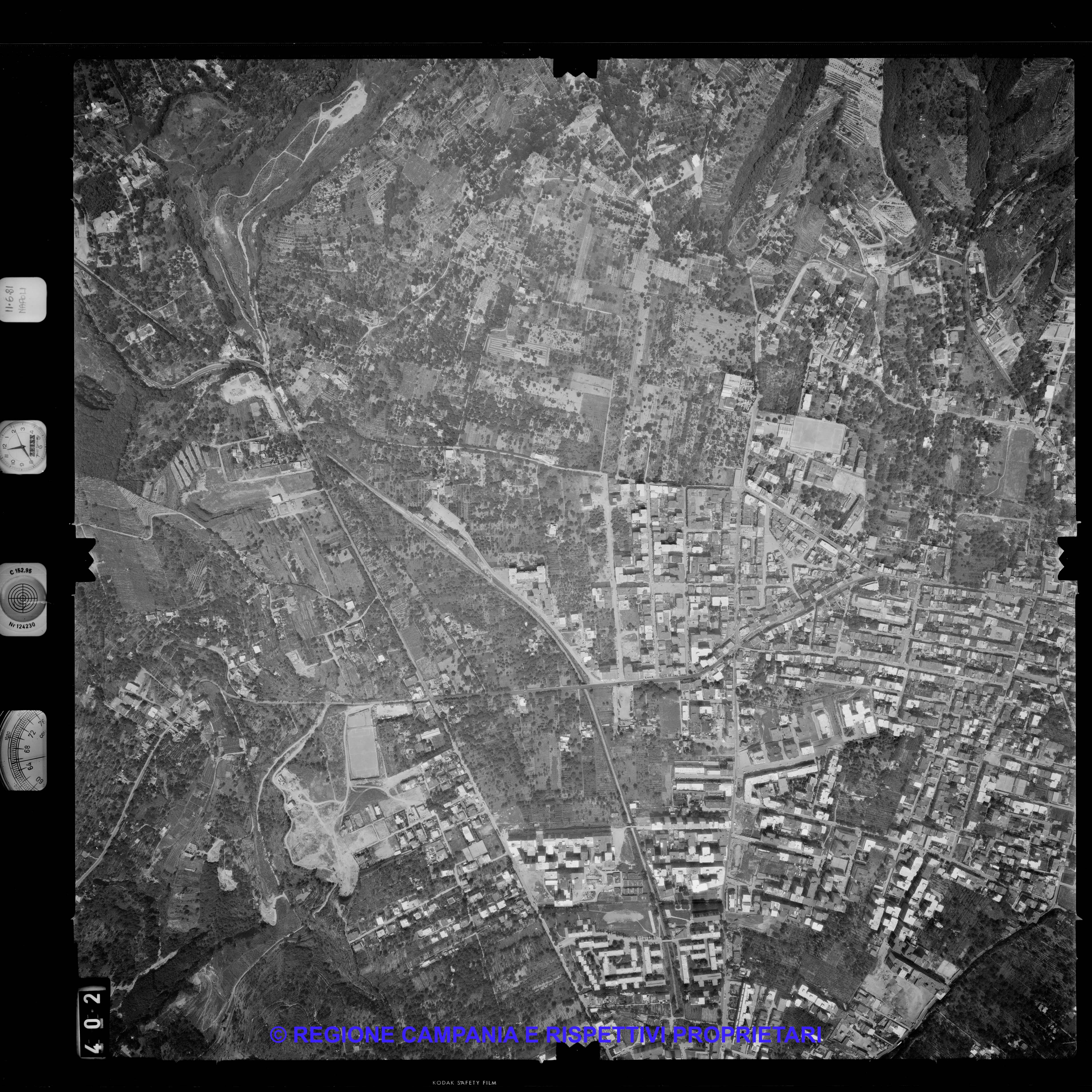 AEROFOTO IGM 1981 402 AEROFOTO IGM 1981 402