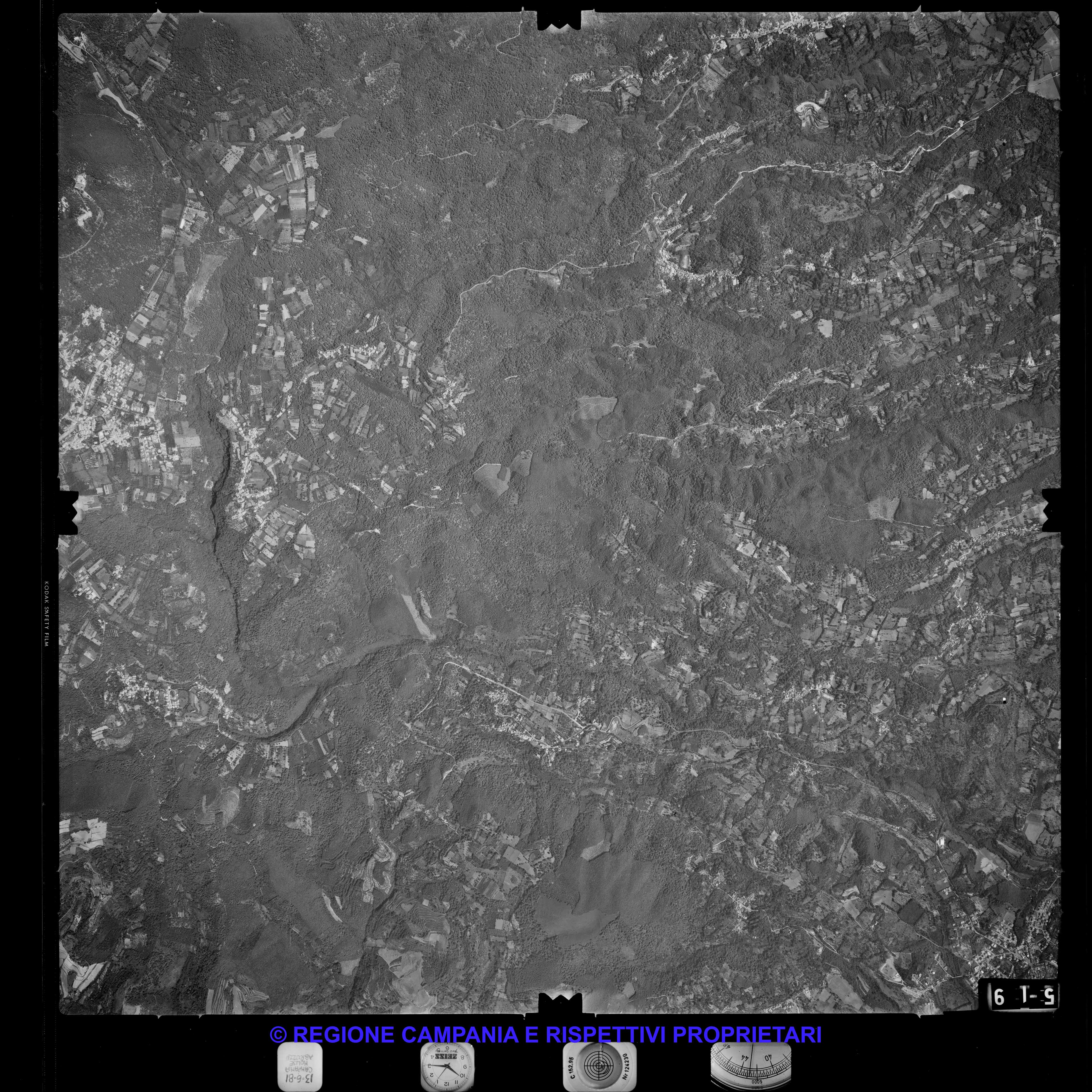 AEROFOTO IGM 1981 519 AEROFOTO IGM 1981 519