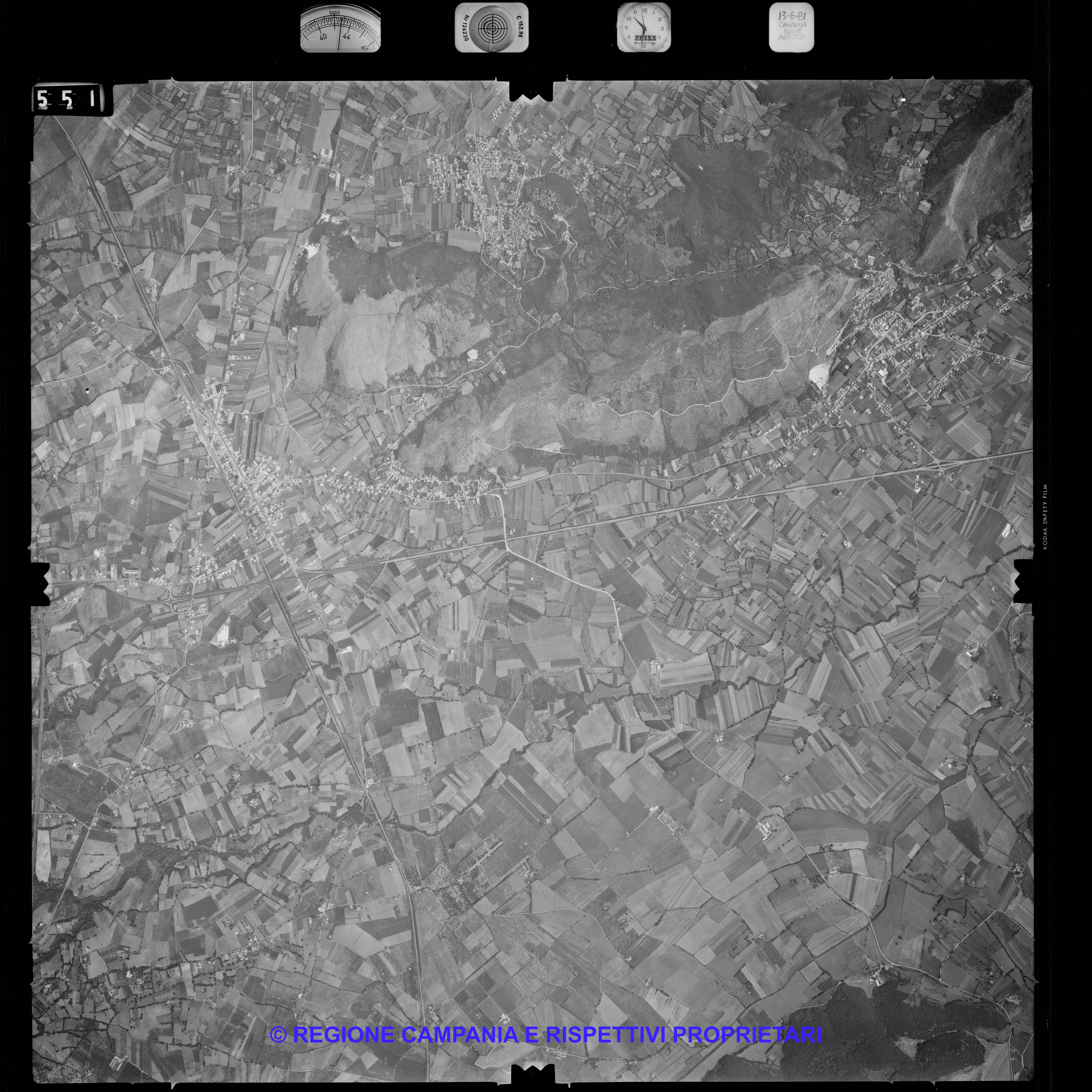 AEROFOTO IGM 1981 551