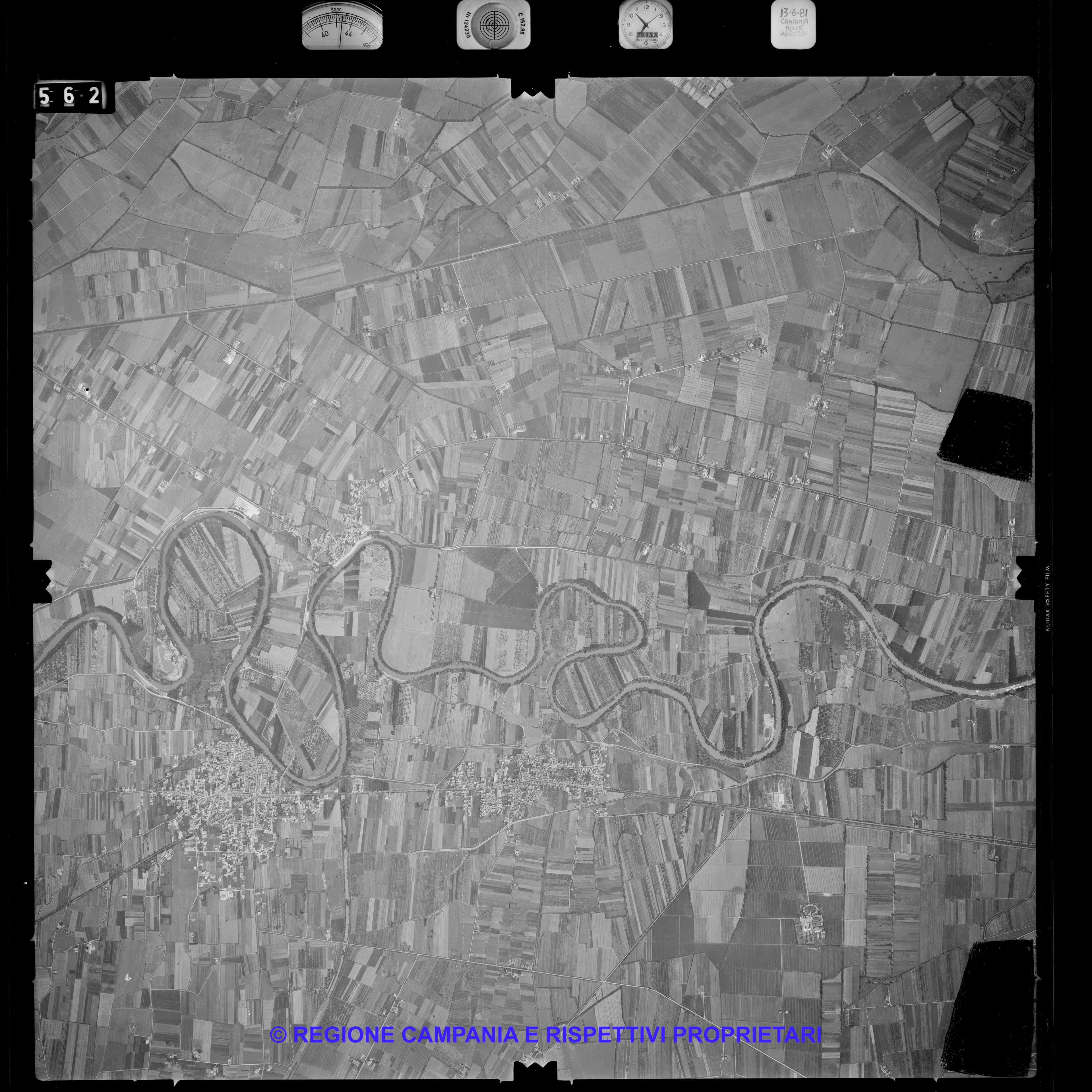 AEROFOTO IGM 1981 562