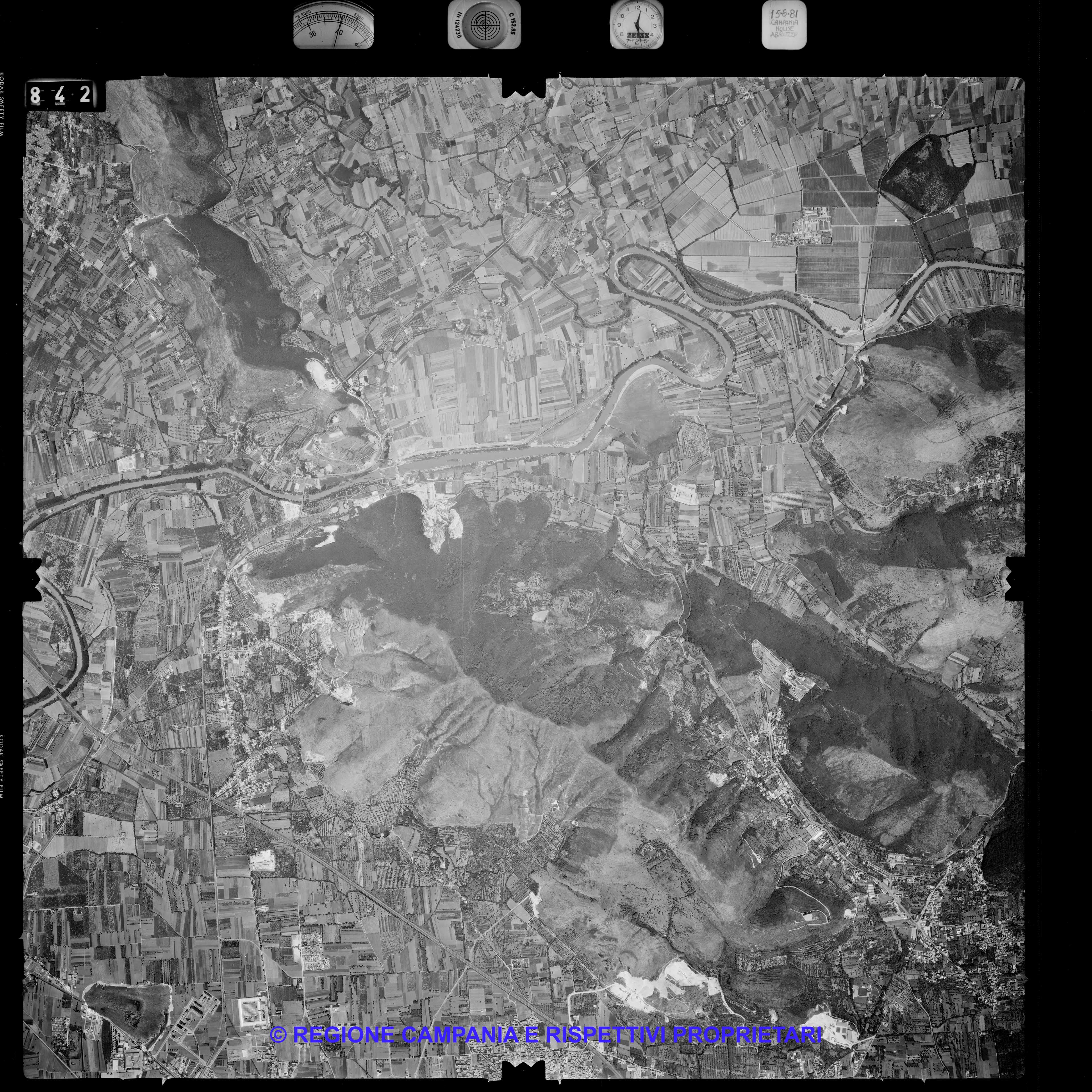 AEROFOTO IGM 1981 842 AEROFOTO IGM 1981 842