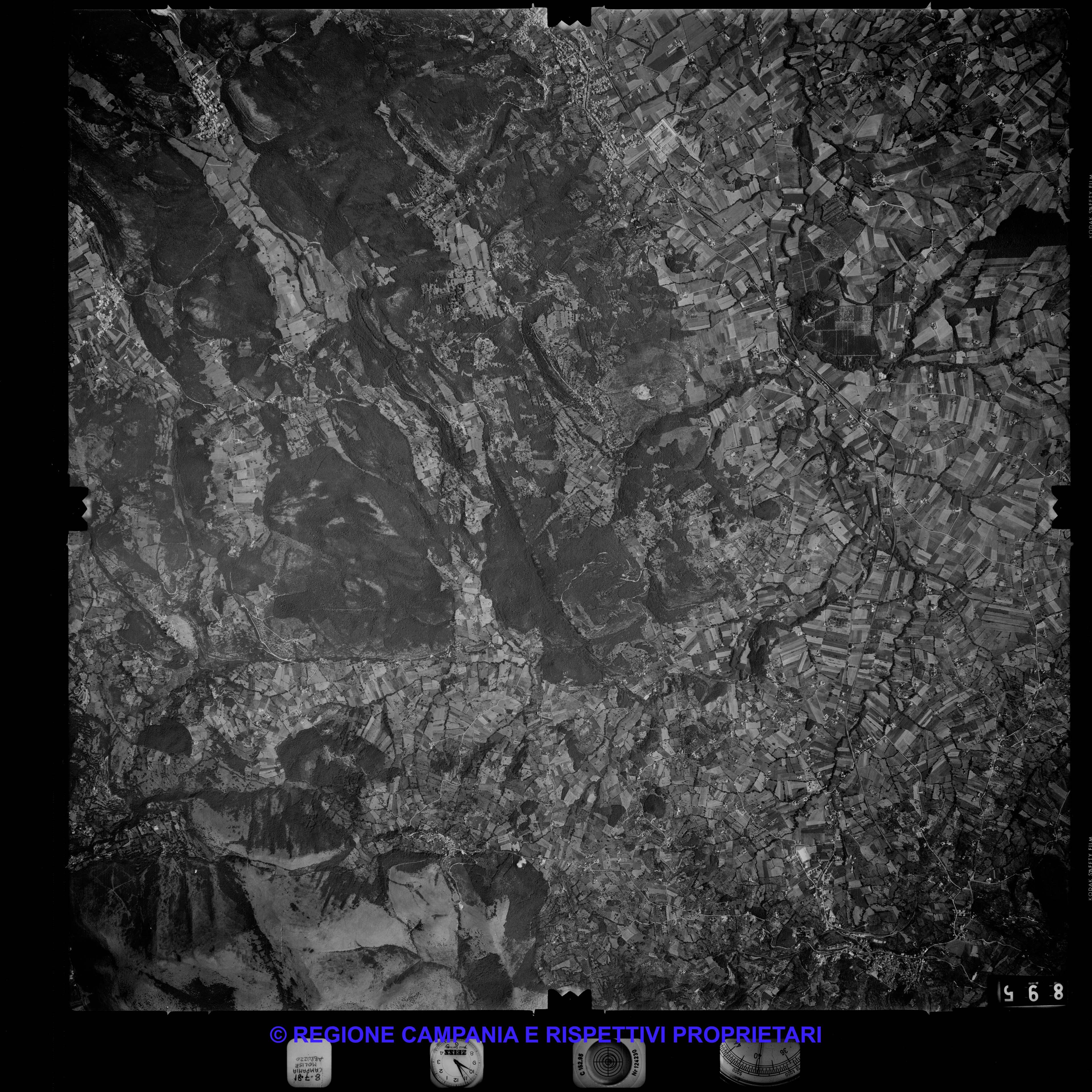 AEROFOTO IGM 1981 895 AEROFOTO IGM 1981 895