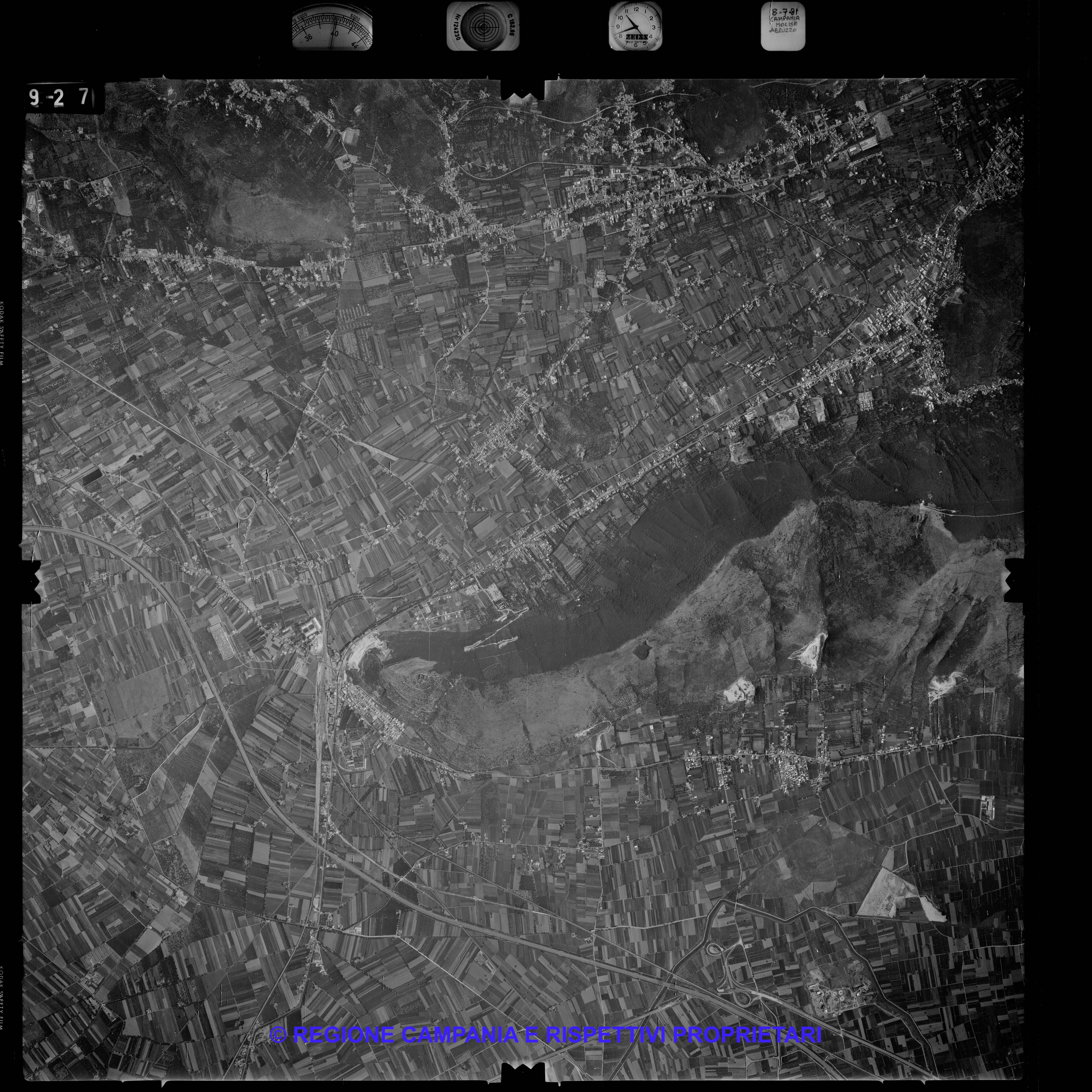 AEROFOTO IGM 1981 927 AEROFOTO IGM 1981 927